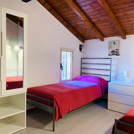 Dante Con Giardino 펜션 레반토