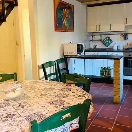 Casa de Férias Dante Con Giardino Levanto