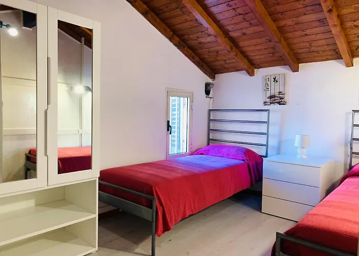 Dante Con Giardino 度假居 莱万托