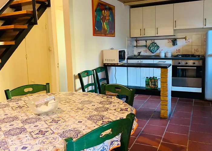 度假居 Dante Con Giardino 莱万托